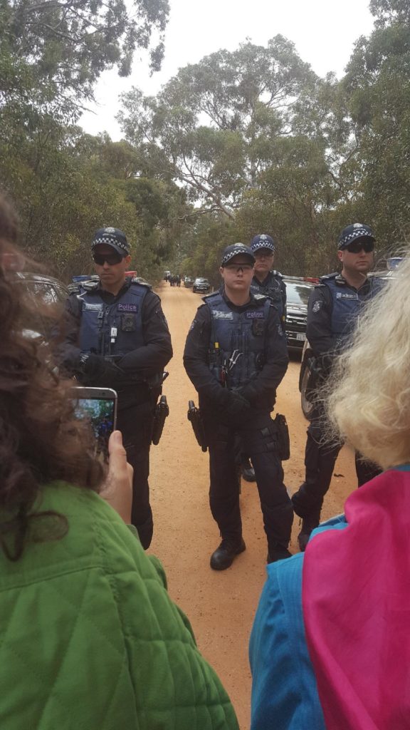 30 riot police turned up 19/3/19 on Djap Wurrung country